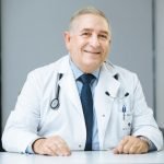 Dr. René